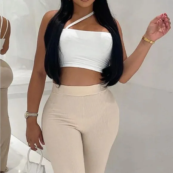 Cross Your Path Strappy Crop Top - Picture 2 of 3